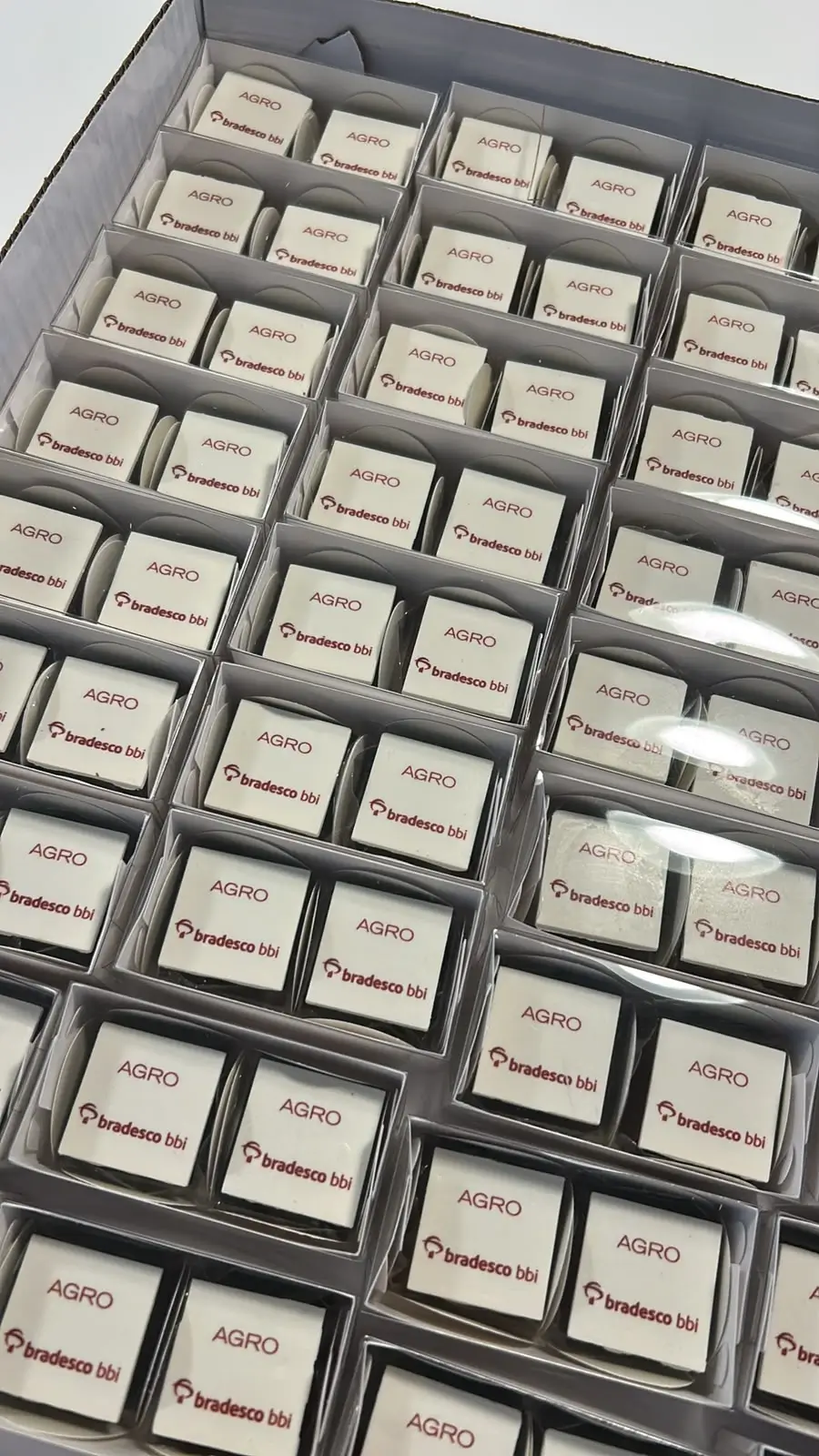 Doce personalizado como brinde corporativo Bradesco | Le Malu