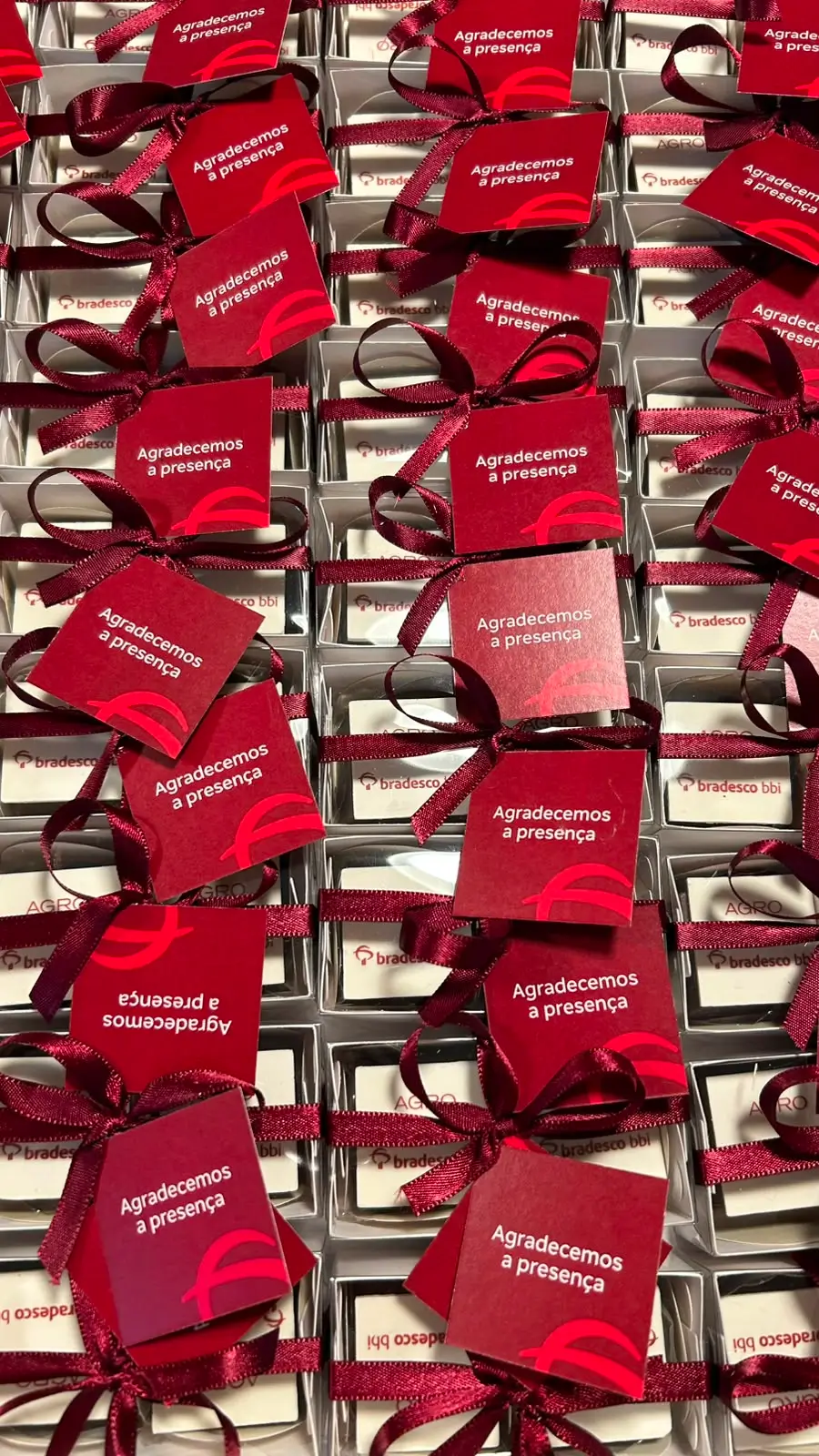 Doce personalizado como brinde corporativo Bradesco | Le Malu